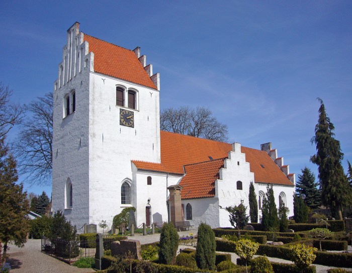 sengeloese_kirke_hoeje_taastrup_denmark
